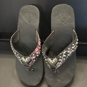 Gotta Flurt Rochelle Angel Wing thong flip flop
